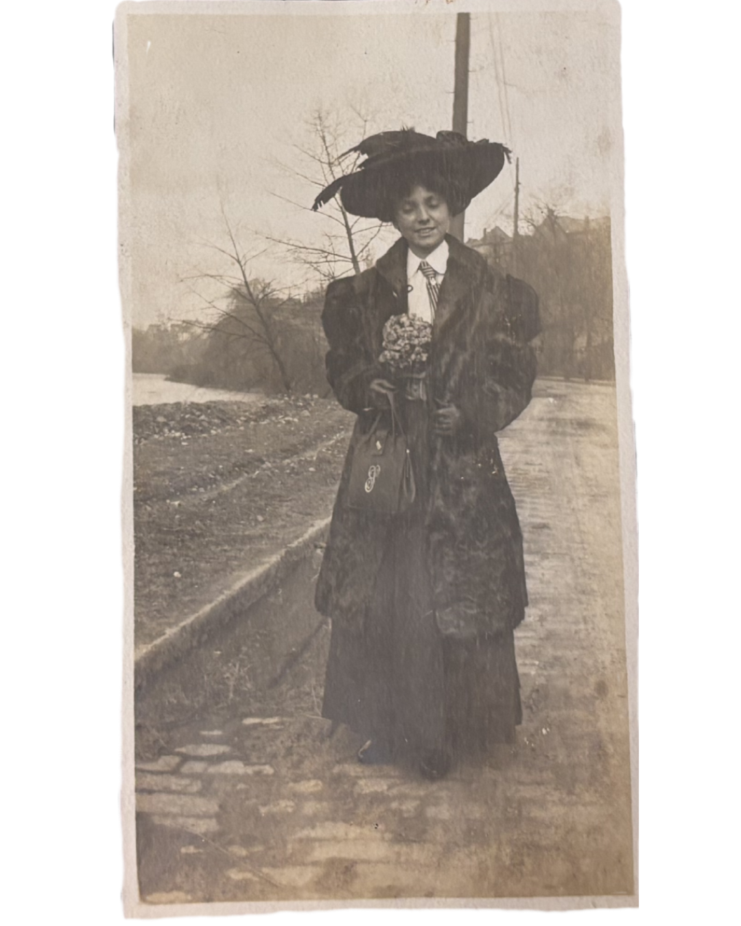Florence Smith Romaine Undated photogrpah of Florence Smith Romaine, most likely captured by her husband, Oscar Worthington Stull